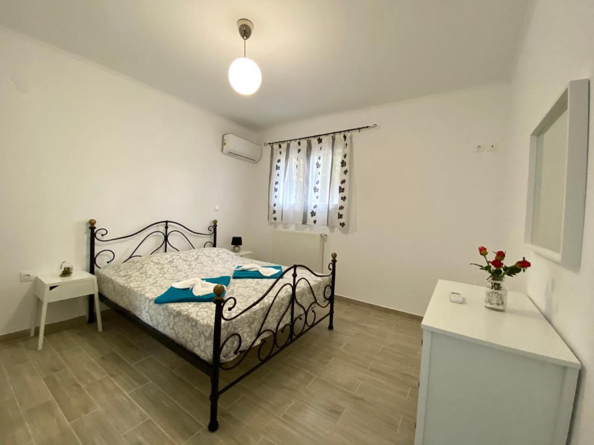 Coralli Pentati 2 "Dimitris Apartments" Ngoại thất bức ảnh